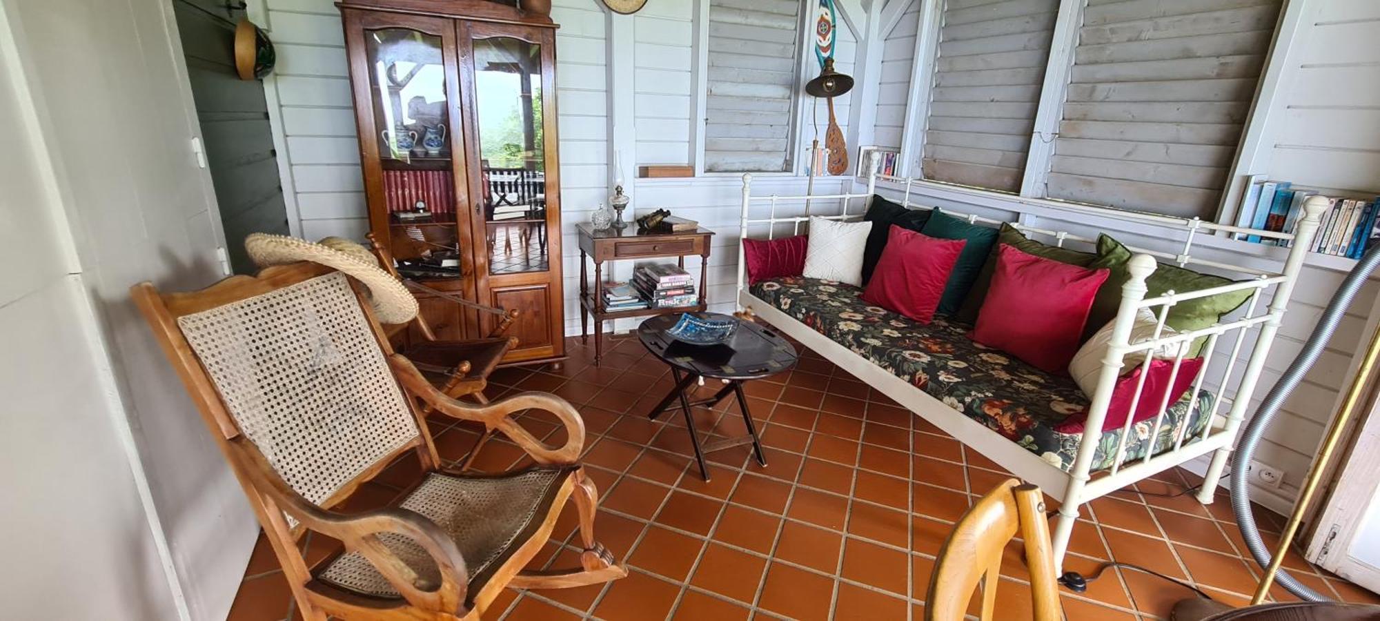 Beausejour Guest House Pointe-Noire Ngoại thất bức ảnh
