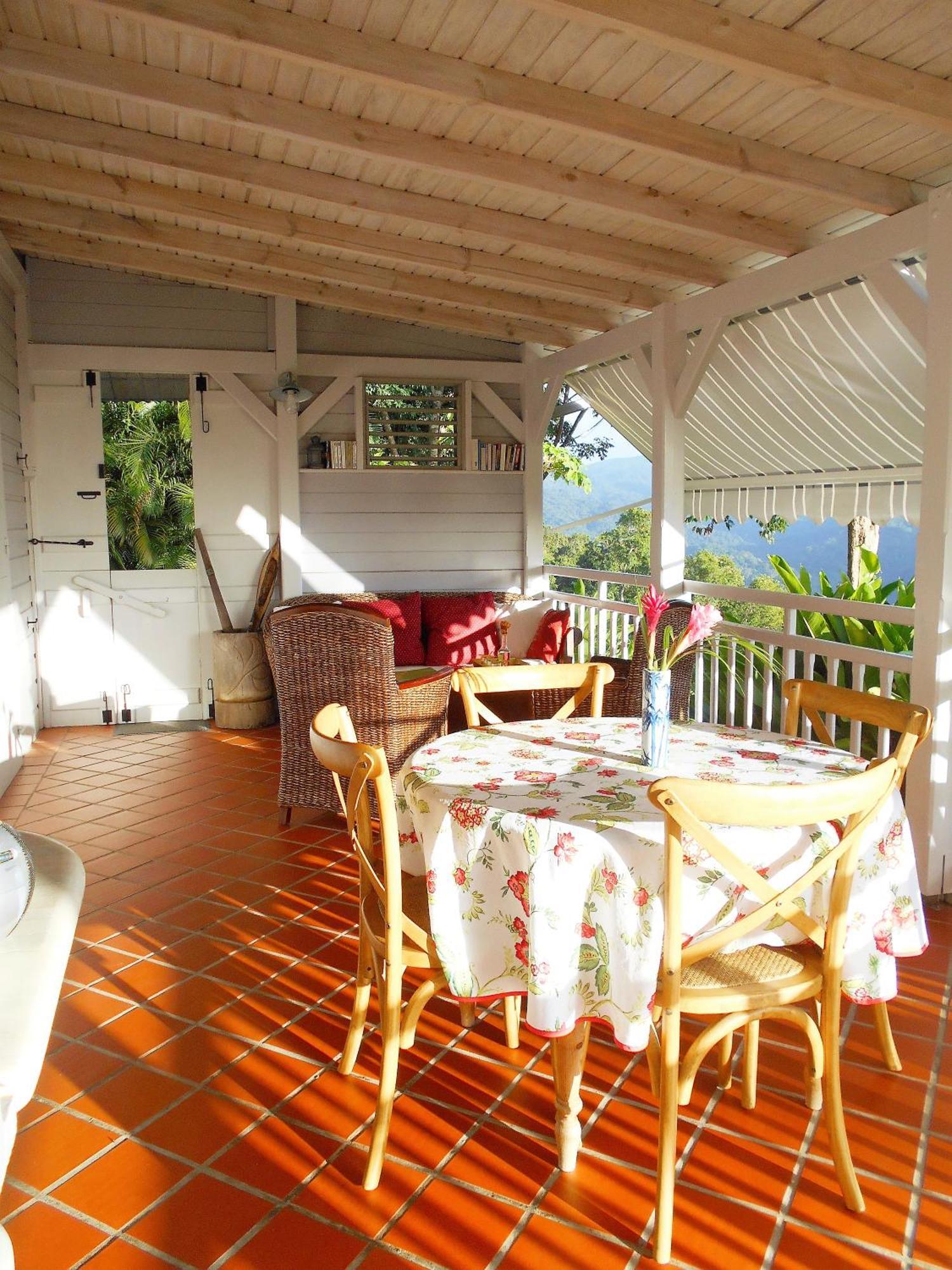 Beausejour Guest House Pointe-Noire Ngoại thất bức ảnh